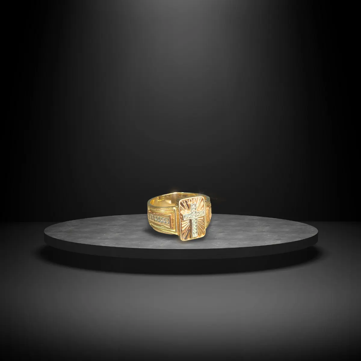 Anillo caballero cruz tres oros oro 18k con diseño diamantado en oro amarillo, rosa y blanco